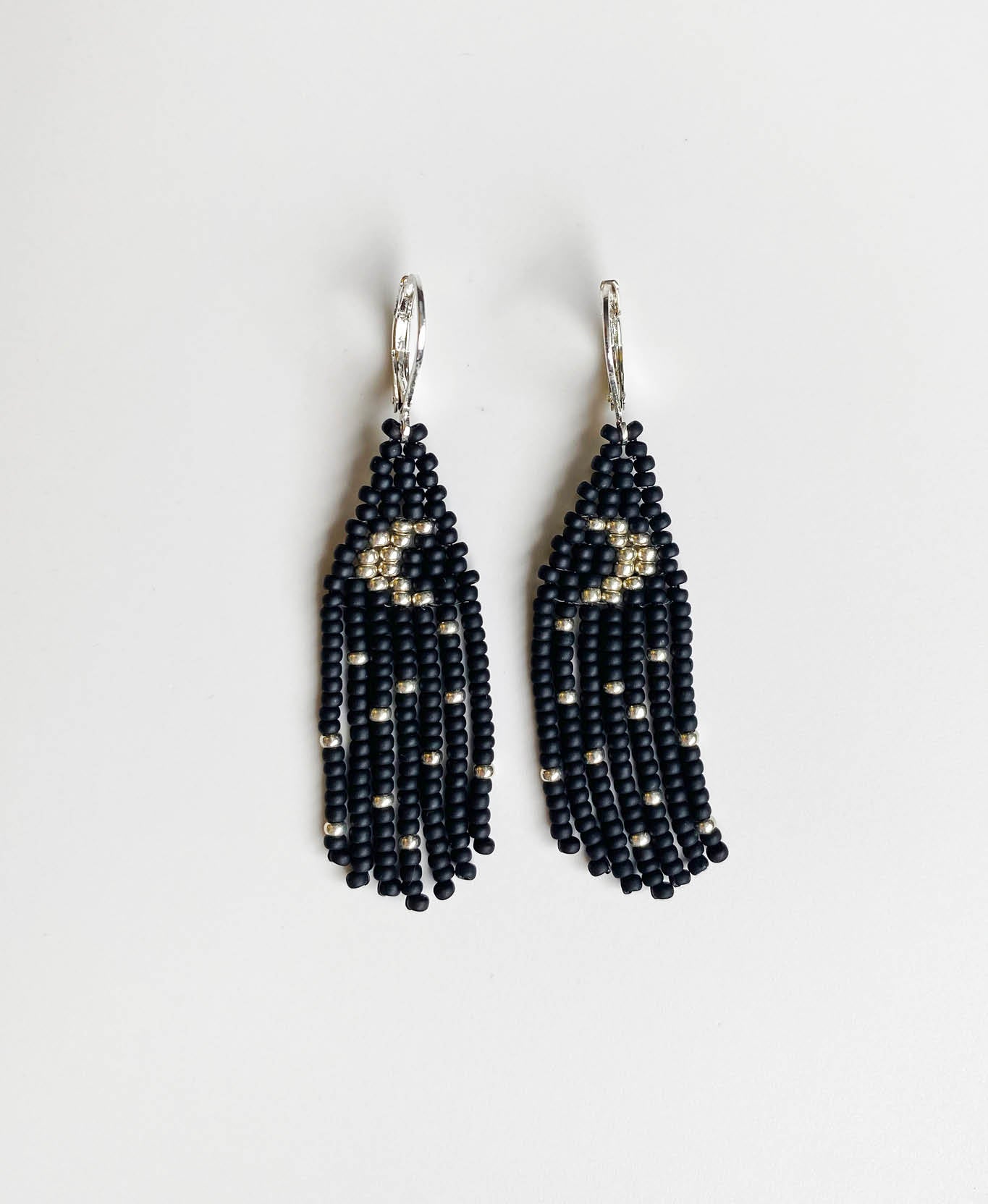 Oorbellen • Tiny Moon, zwart, zilver