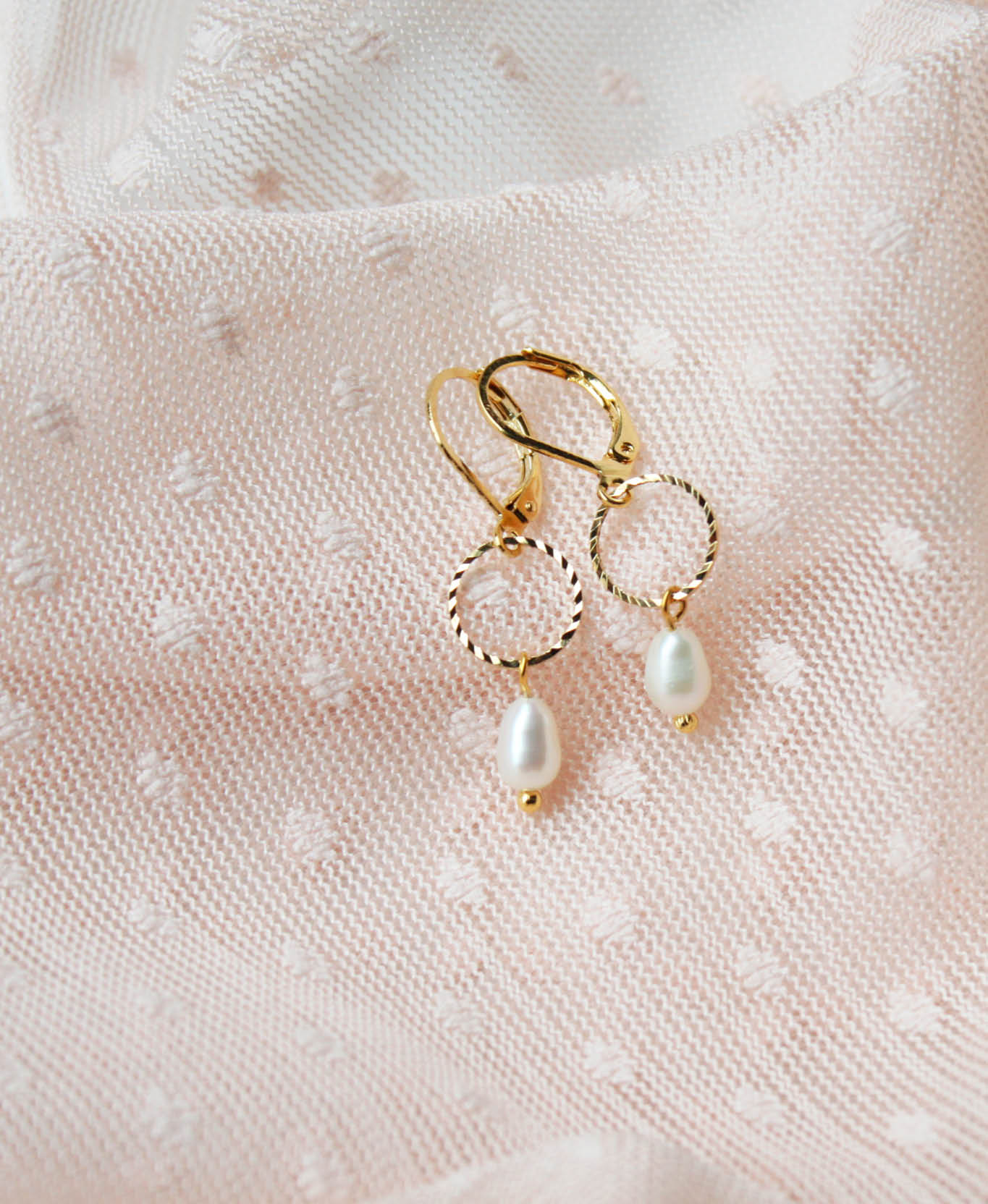Oorbellen • Pearly Hoops